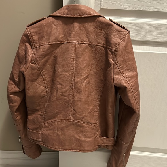 Muted rose faux leather jacket - Picture 4 of 4